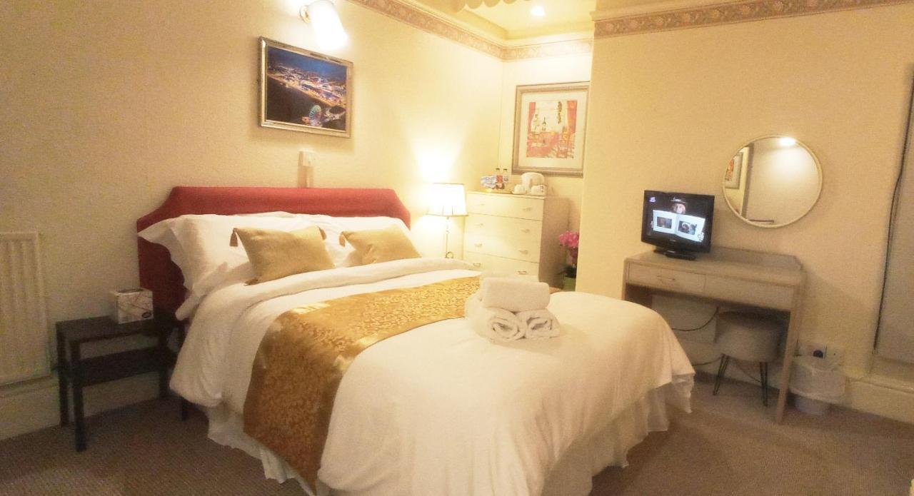 Lily Hotel 黑潭 外观 照片